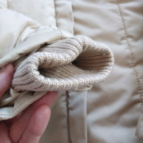 Alpine Pro beige winter jacket like new, removable hood