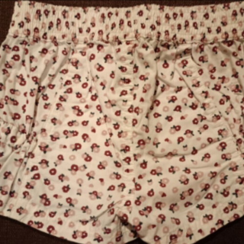 Benetton Floral Summer Baby Shorts like new, 9-12 months