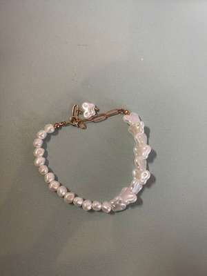 Pearl bracelet used, white