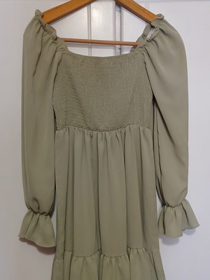 Shein Women's Shirred Ruffle Longsleeve Dress Medium Green Like New