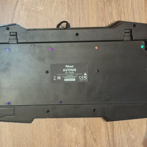 Trust GXT 830-RW Avonn Gaming Keyboard like new