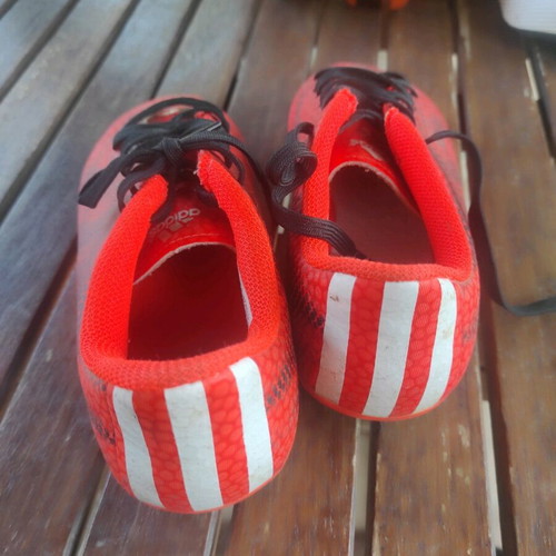 Adidas football shoes size 32 like new