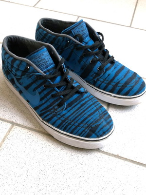Nike SB Stefan Janoski sneakers used size 40 black and blue