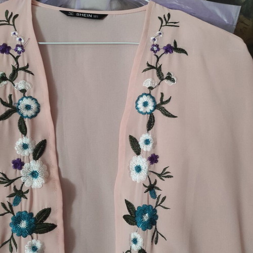 Shein long pink tunic with embroidered flowers like new