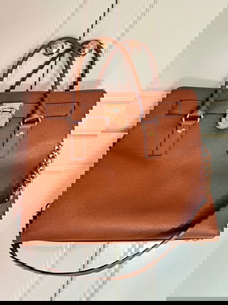 Michael Kors τσάντα