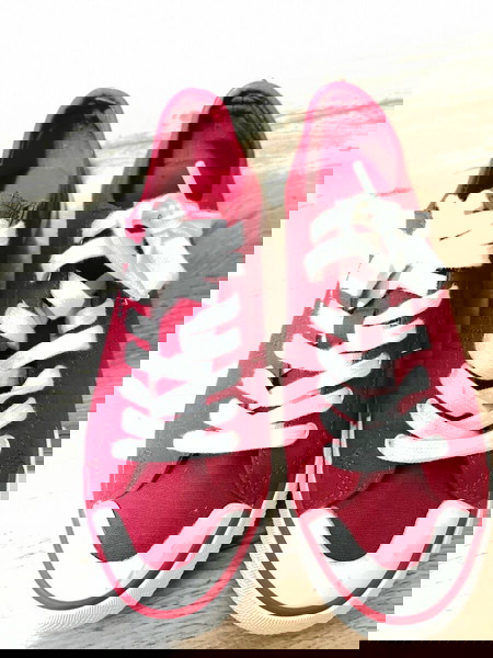 Αθλητικά Levi's