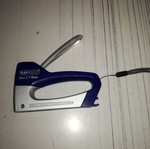 Office stapler like new