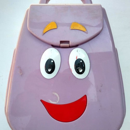 Dora Aventureira backpack like new with sound