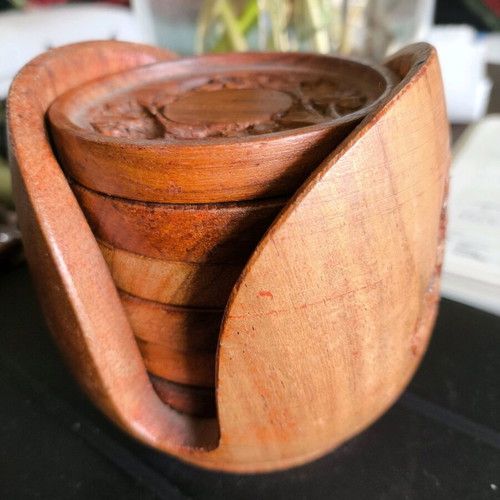 India coasters like new, wooden hand-carved set of 6