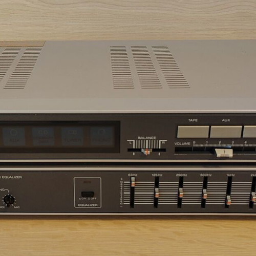 Sony TA-V30 vintage stereo amplifier with equalizer