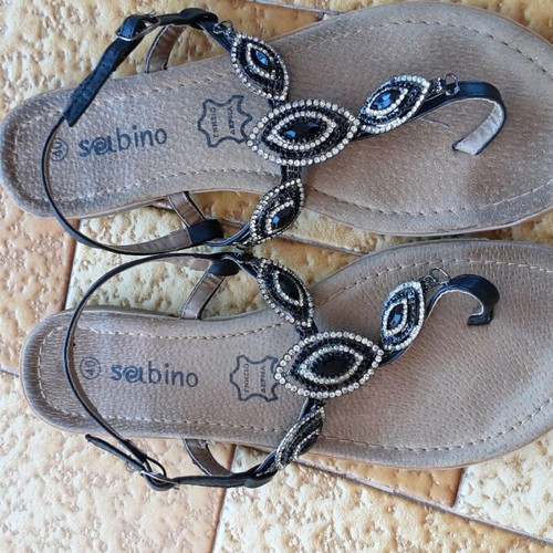 Sabino leather sandals used size 40 with black stones