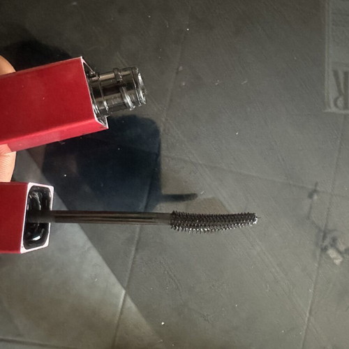 KIKO Mascara Black like new for length and separation