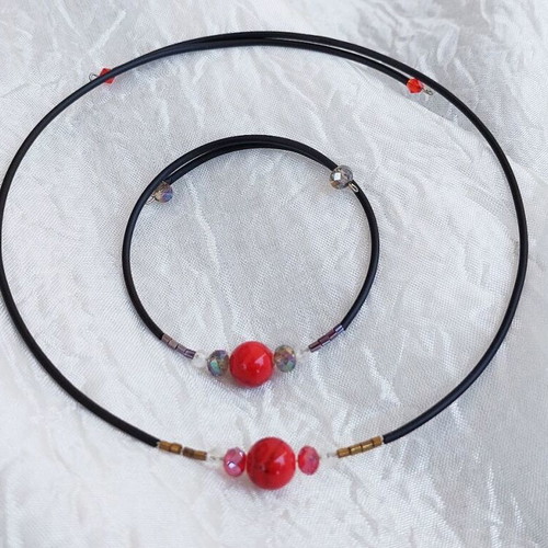 Necklace and bracelet set with red jasper, like new
