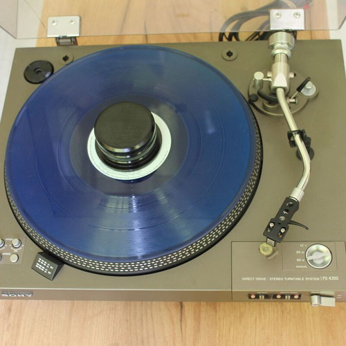 Sony PS-4300 fully-automatic turntable with Audio Technica AT-11 cartridge