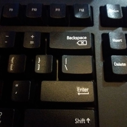 Πληκτρολόγιο Microsoft 200 QWERTY σαν καινούργιο
