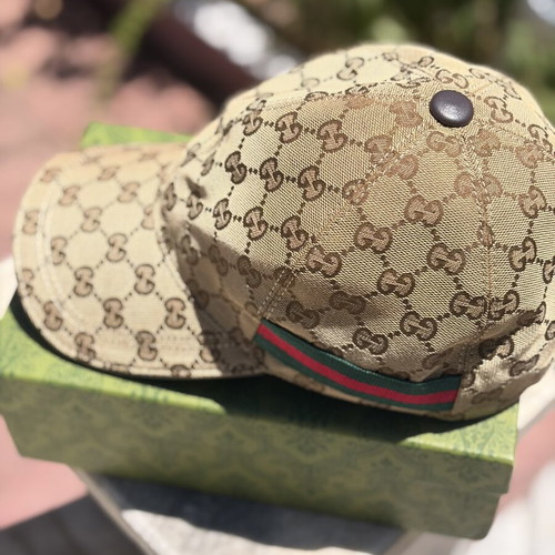 Gucci GG Monogram Cap new, beige with green and red stripe