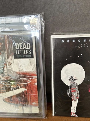 Collection of 4 comics like new including X-Men, Descender #1, Cyborg, Dead Letters #1