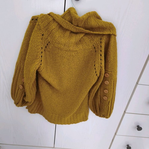 Knitted sweater with large collar like new, yellow, size M