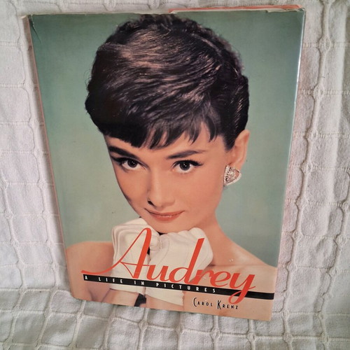 Audrey A Life in Pictures book like new in English