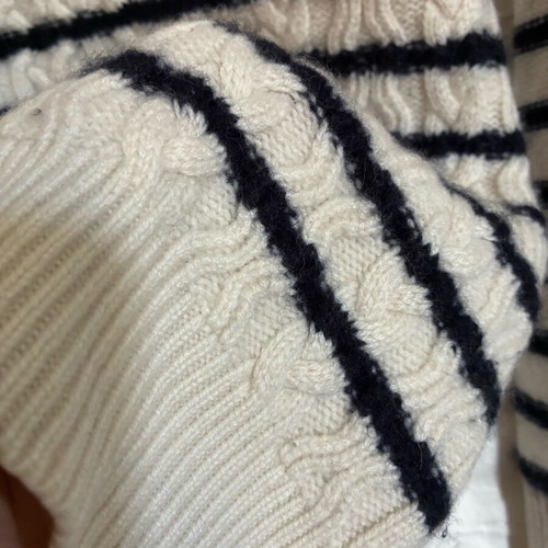 Valentino Garavani 100% cashmere sweater used, white and blue