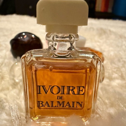 Set of branded mini perfumes like new, Dior, Estée Lauder, Balmain, Yves Rocher