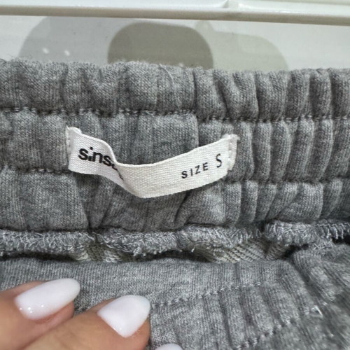 Sinsay shorts bermuda grey like new, size S