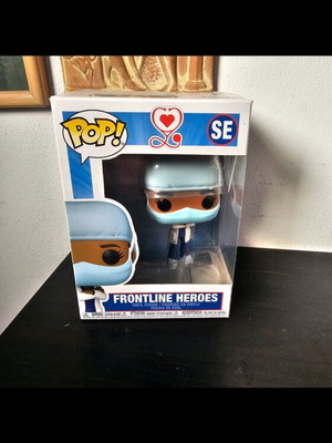 Funko Pop! SE Frontline Heroes Female