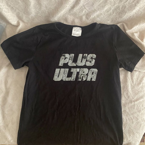 My Hero Academia Plus Ultra T-shirt Abysse small, like new, black