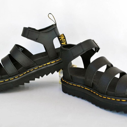 Dr. Martens Black Platform Sandals like new No 39