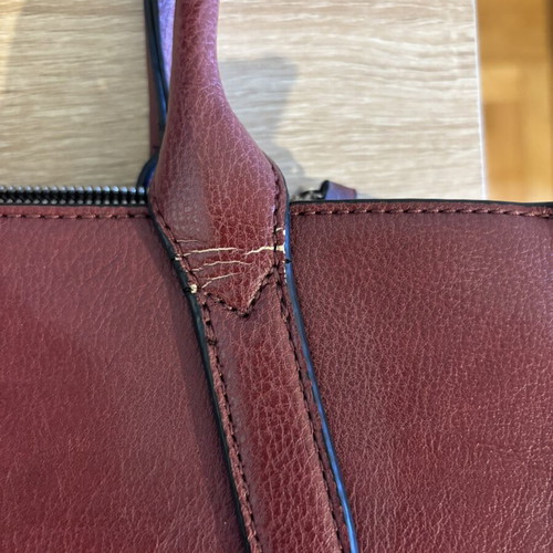 Kem tote handbag used, burgundy with detachable strap