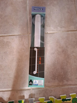 Wenko bathroom safety handle new, 43 cm length