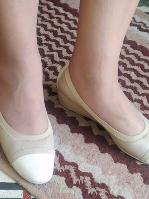 D Chicas Leather Women's Shoes Size 38 Beige like new