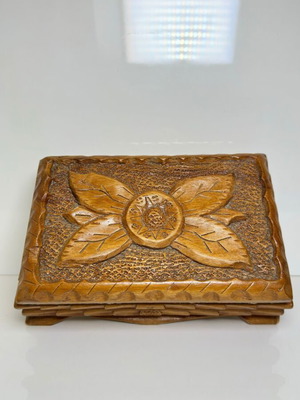 Vintage handmade wooden jewelry box used, olive wood