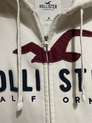Men’s cardigan Hollister άσπρο μέγεθος M σαν καινούργιο φορεμένο ελάχιστα