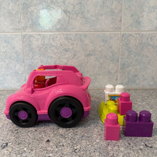 Mega Bloks First Builders Catie Convertible Car like new with blocks