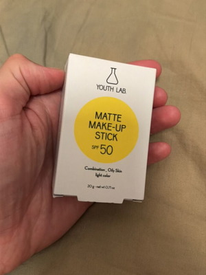 Youth Lab Matte Make-Up Stick, light color