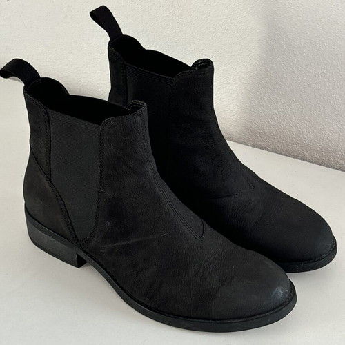 Vagabond boots size 38, like new, black