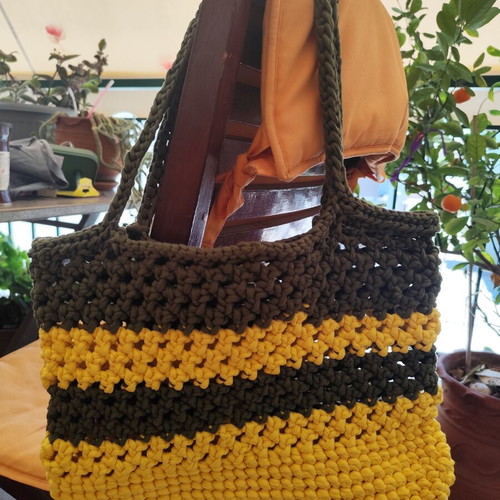 Handmade knitted shoulder bag new