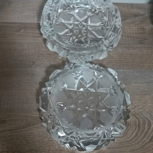Round ashtrays 2 pcs