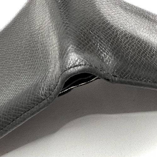 Louis Vuitton bi-fold wallet black used