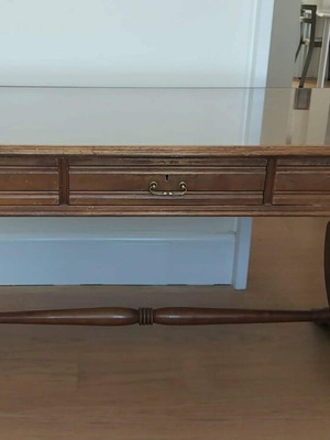 Wooden desk solid with plexiglass protector and 3 spacious drawers, like new