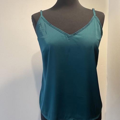 Mind Matter top size L like new, green with subtle shine