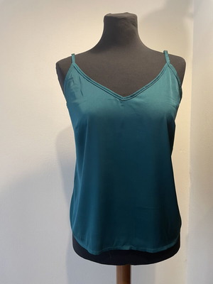 Mind Matter top size L like new, green with subtle shine