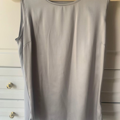 Intimissimi Sleeveless blouse made of silk and modal new, size M, gray