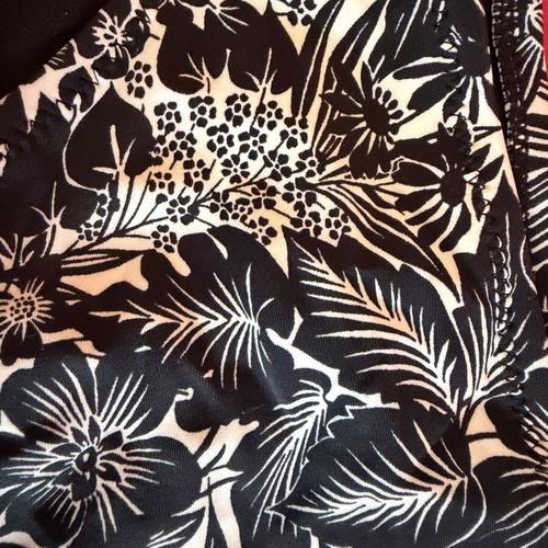 Accessorize bikini bottom used, side tie, black and white, size M