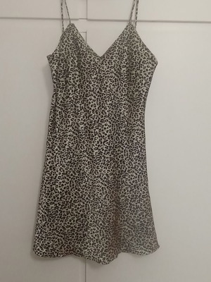 Set of 3 nightgowns used, size M, multicolored