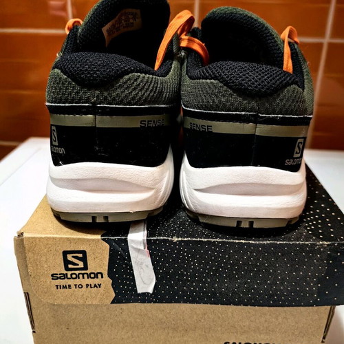 Salomon kids sneakers size 31 like new, green