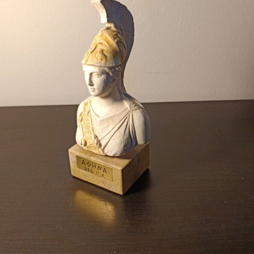 Thea Athena like new, flawless
