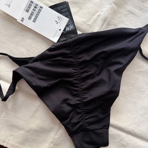 H&M swimsuit size 34 new, black