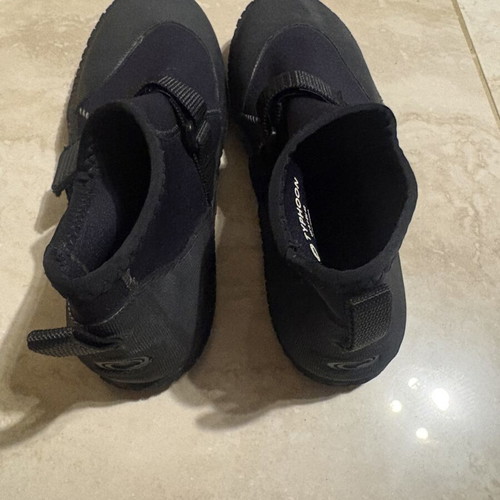 Typhoon sailing shoes size 42 with Porsche carrying case